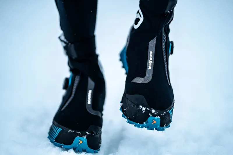 Scarpa Mens Ribelle Run Kalibra G Shoes - Black-Azure-6